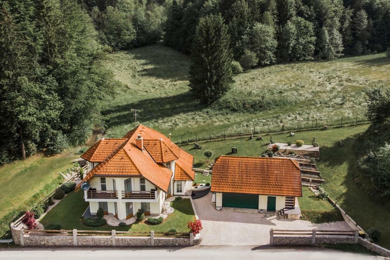House Of Adventure - The Base To Explore Slovenia Laze v Tuhinju Luaran gambar