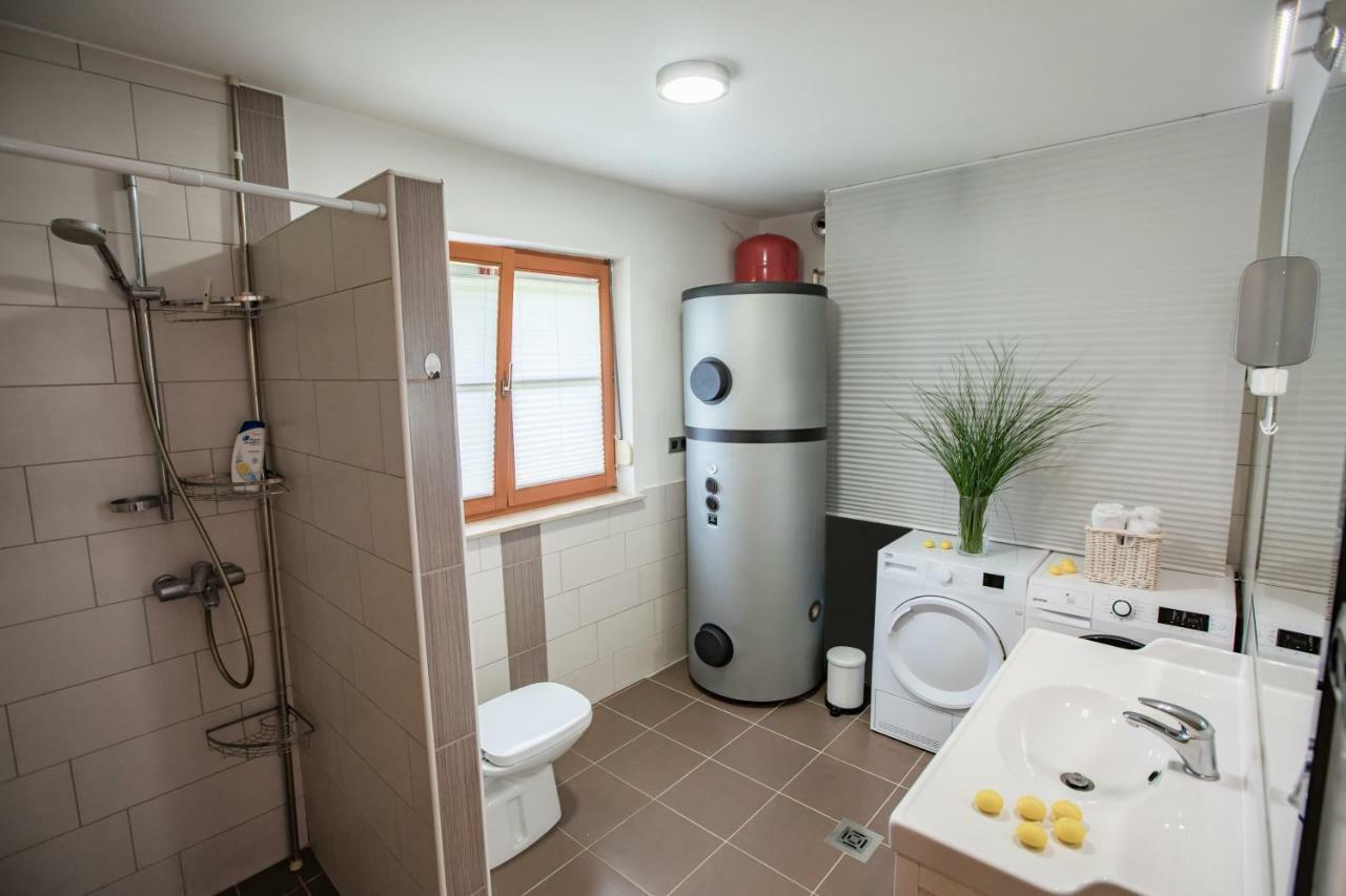 House Of Adventure - The Base To Explore Slovenia Laze v Tuhinju Luaran gambar